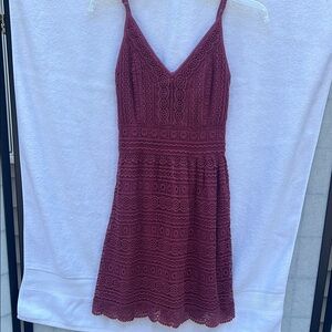 Abercrombie & Fitch Elegant Lace Burgundy Dress. Women’s Size XS - NEW
